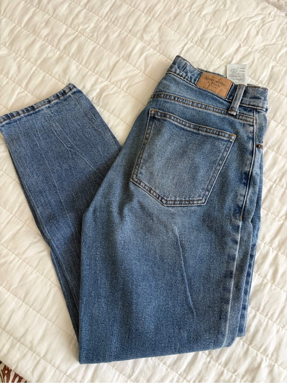 Abercrombie & Fitch Women's High-Rise Blue Denim Mom Jeans